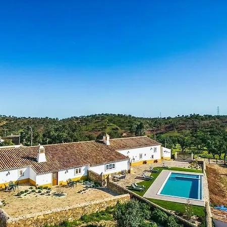 Дом отдыха Casa Do Poco *