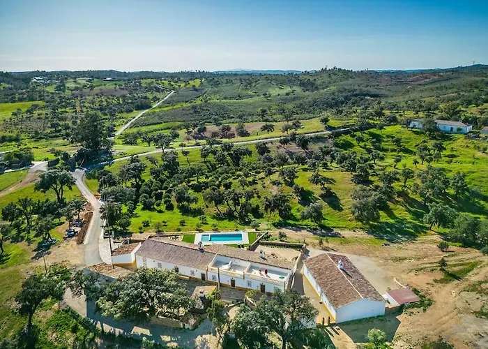 בית נופש Casa Do Poco *