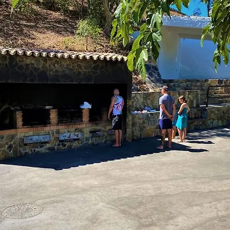 Casa Do Poco * Лоле